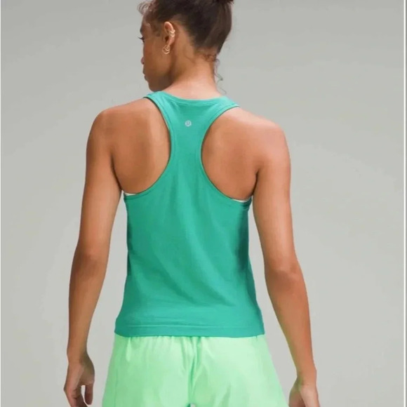 NWOT Lululemon Swiftly Tech Racerback Tank Top 2.0 Size 4 - Picture 2 of 6
